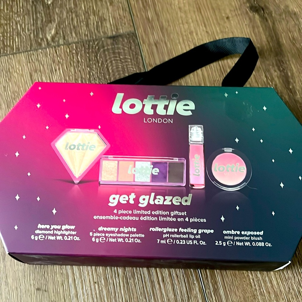 NIB! Lottie Get Glazed 4 piece ltd edition gift set.